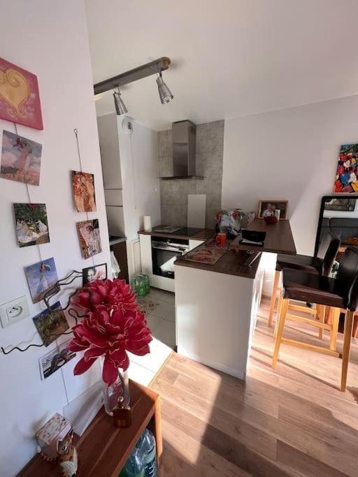 Appart 2 Chambres 17 Min De Paris Rosny-sous-Bois Buitenkant foto